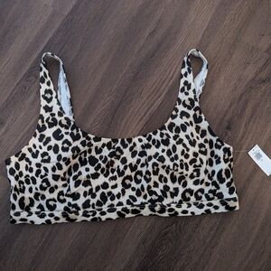 Old navy leopard bikini top new with tags XXL